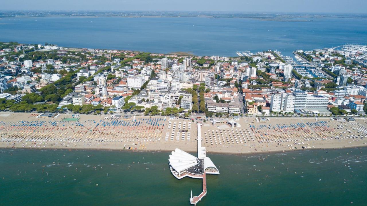 Appartamenti Dal Moro Lignano Sabbiadoro Eksteriør bilde